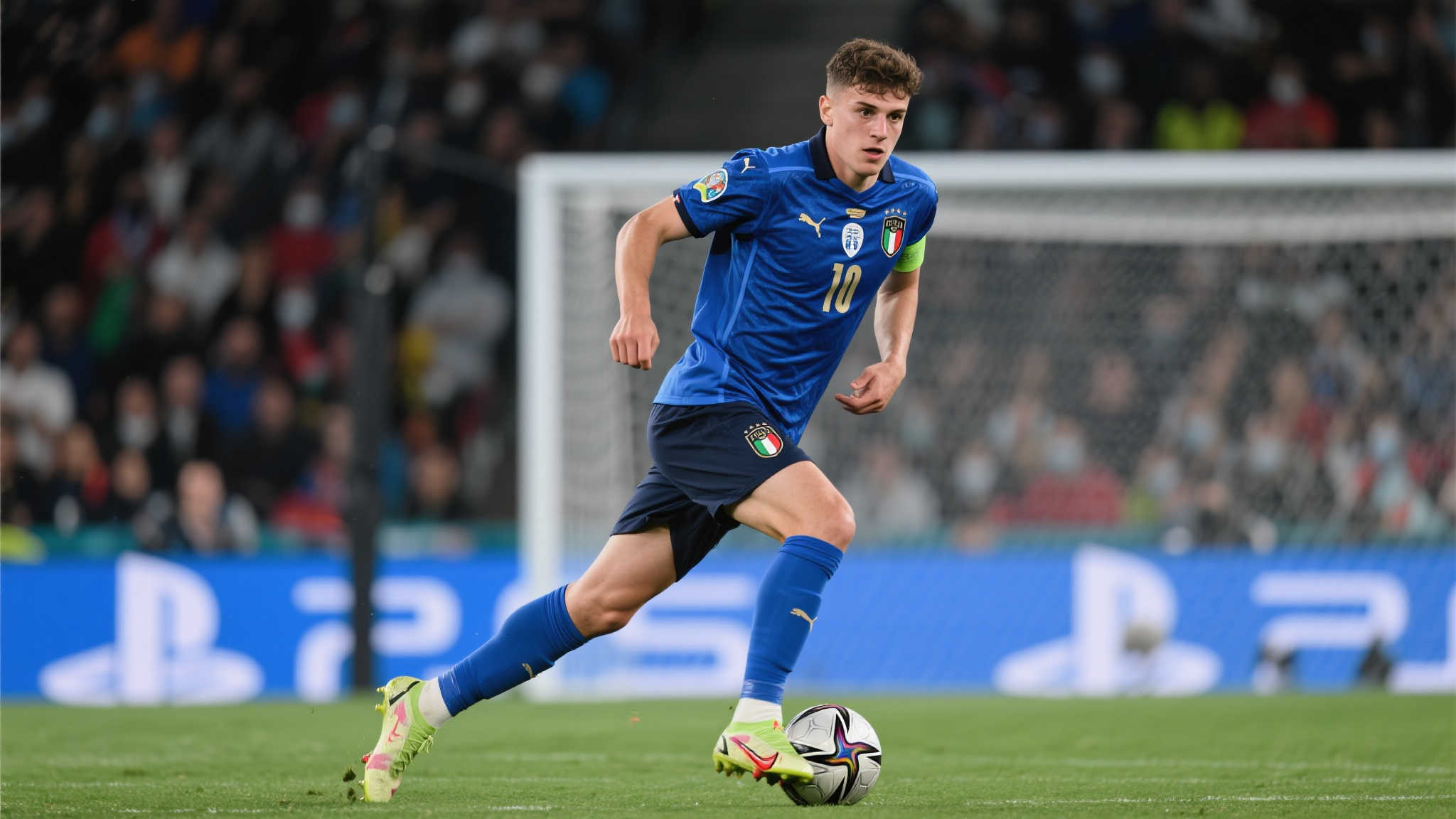 那不勒斯瞄准布伦特福德锋线天才沙德,转会费约4000万欧 然而若如愿加盟地中海蓝衣军团意味着前途无量繁荣兴旺